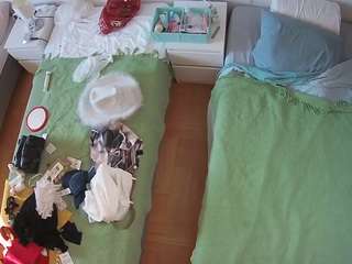 voyeurcam-julmodels-bed-5 Live Webcam Models camsoda