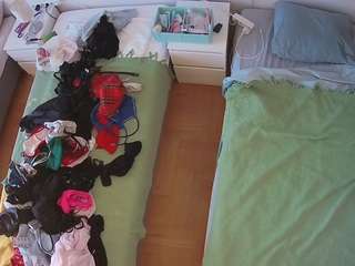 voyeurcam-julmodels-bed-5 Chapturbate camsoda