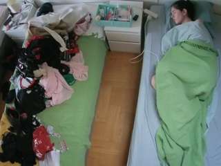 Ams Models Nude camsoda voyeurcam-julmodels-bed-5