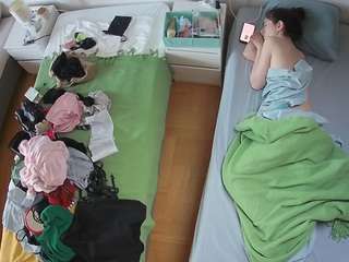 camsoda voyeurcam-julmodels-bed-5