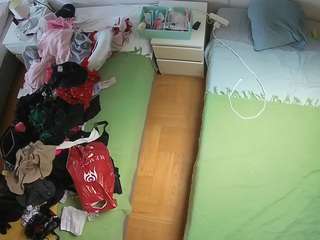 camsoda voyeurcam-julmodels-bed-5