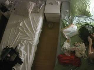 Cam Model Finder camsoda voyeurcam-julmodels-bed-5