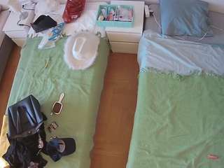 Hot Nide Models camsoda voyeurcam-julmodels-bed-5