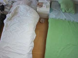 Live Voyeur House camsoda voyeurcam-julmodels-bed-5