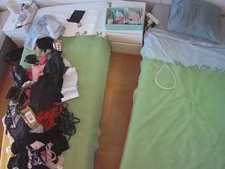 Voyeur House Live Cam camsoda voyeurcam-julmodels-bed-5