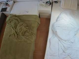 voyeurcam-julmodels-bed-5 from camsoda