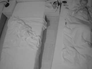 voyeurcam-julmod... Live Webcam on CamSoda