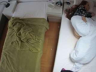 voyeurcam-julmod... Live Webcam on CamSoda