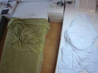 voyeurcam-julmodels-bed-5 Live Webcam on CamSoda
