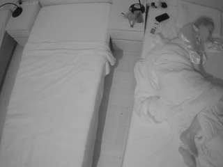 voyeurcam-julmod... Live Webcam on CamSoda
