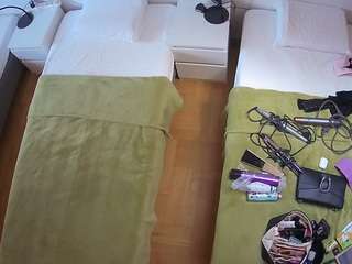 voyeurcam-julmodels-bed-5