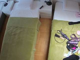 voyeurcam-julmodels-bed-5