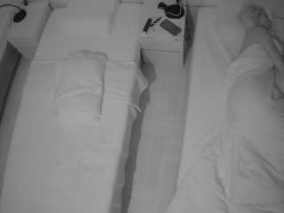 voyeurcam-julmod... Live Webcam on CamSoda