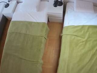 voyeurcam-julmodels-bed-5