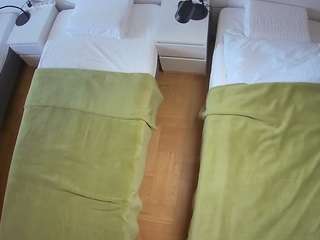 voyeurcam-julmod... Live Webcam on CamSoda