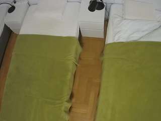 voyeurcam-julmodels-bed-5 webcam model