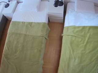 voyeurcam-julmodels-bed-5