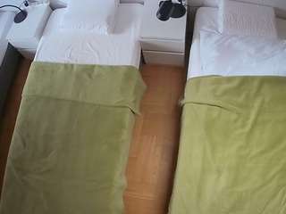 voyeurcam-julmodels-bed-5