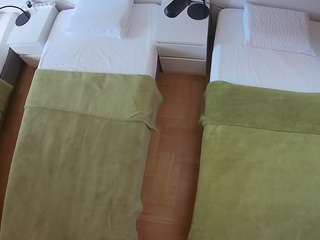 voyeurcam-julmodels-bed-5