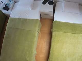 voyeurcam-julmodels-... webcam