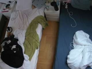 voyeurcam-julmodels-bed-5