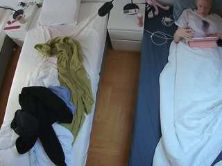 voyeurcam-julmodels-bed-5
