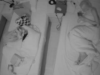 voyeurcam-julmodels-... webcam