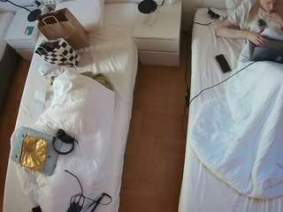 voyeurcam-julmodels-... webcam