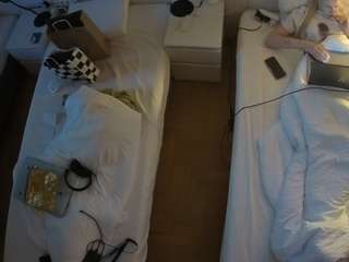 voyeurcam-julmodels-... webcam