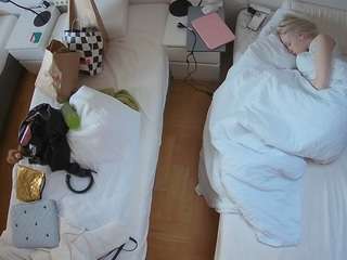 voyeurcam-julmodels-... webcam