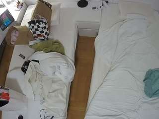 voyeurcam-julmodels-bed-5
