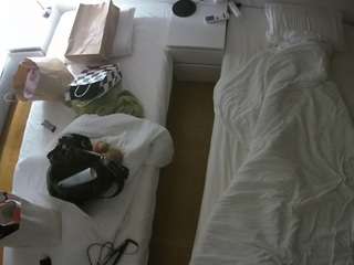 voyeurcam-julmodels-bed-5 camsoda