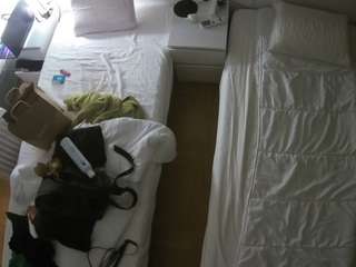 voyeurcam-julmodels-bed-5 camsoda