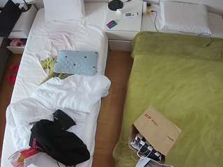 voyeurcam-julmodels-bed-5 camsoda