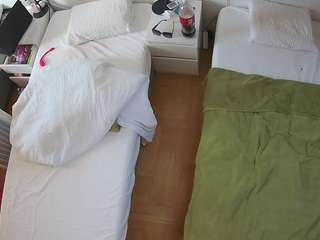 voyeurcam-julmodels-bed-5