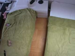 Live Sex Chat with Julmodels Bedroom-D5 (@voyeurcam-julmodels-bed-5)