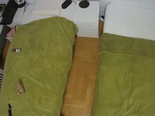 voyeurcam-julmodels-bed-5