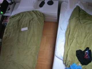 voyeurcam-julmodels-bed-5