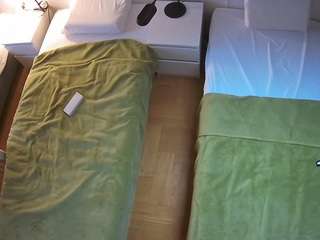 voyeurcam-julmodels-bed-5