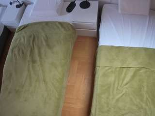 voyeurcam-julmodels-bed-5