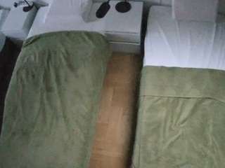 voyeurcam-julmodels-bed-5