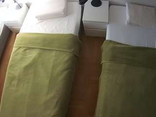 voyeurcam-julmodels-bed-5