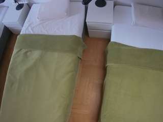 voyeurcam-julmodels-bed-5