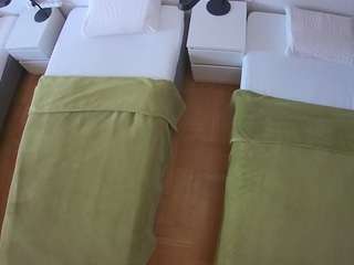 voyeurcam-julmodels-bed-5