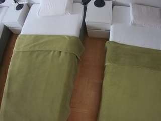 voyeurcam-julmodels-bed-5