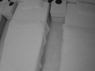 voyeurcam-julmod... Live Webcam on CamSoda