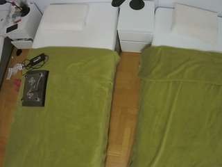 voyeurcam-julmodels-bed-5