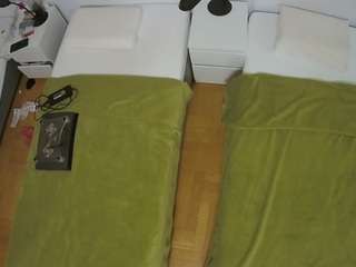 voyeurcam-julmodels-bed-5