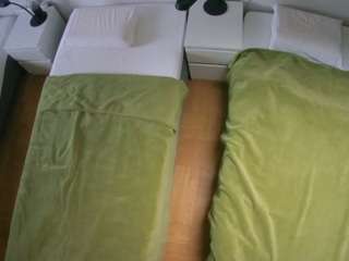 voyeurcam-julmodels-bed-5