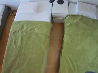 voyeurcam-julmodels-bed-5